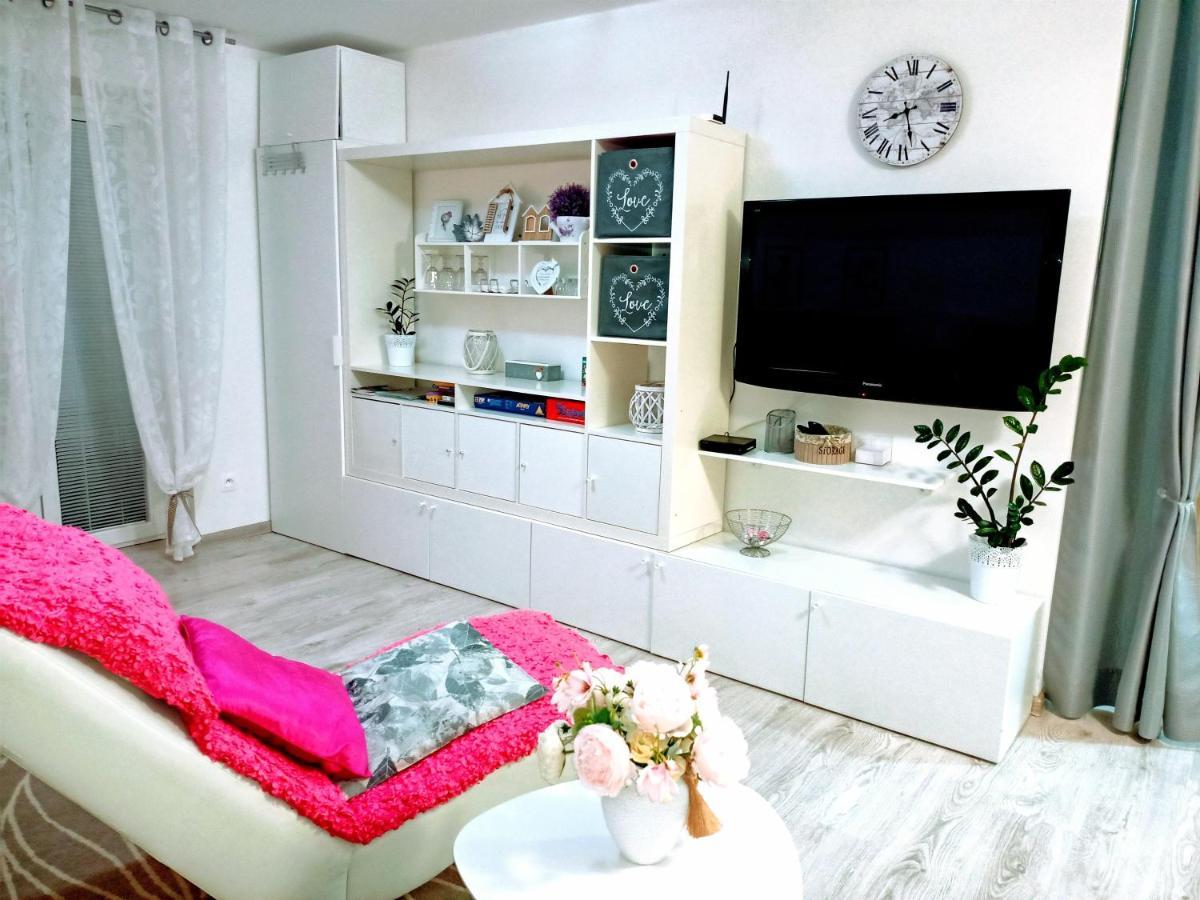 Apartman Romanna Tierchowa Zewnętrze zdjęcie